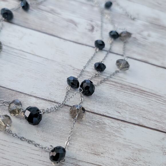 Vintage Necklace Layered Silver Tone with Black & Grey Beads - Picture 5 of 7
